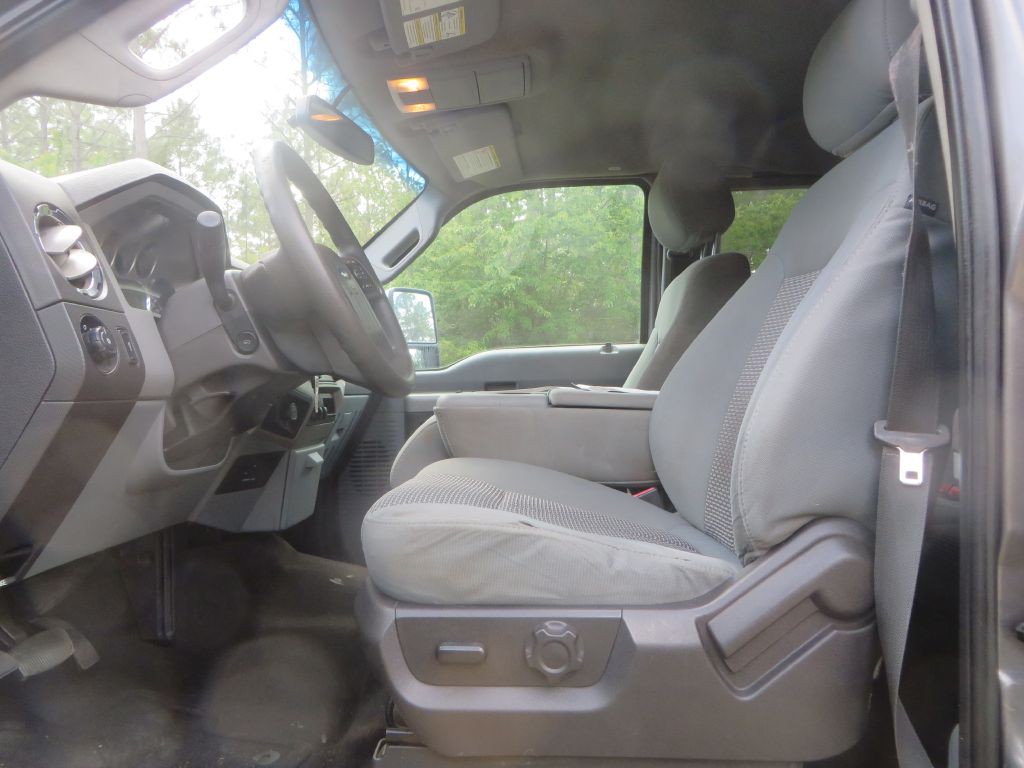 2013 Ford F-250 Image 11