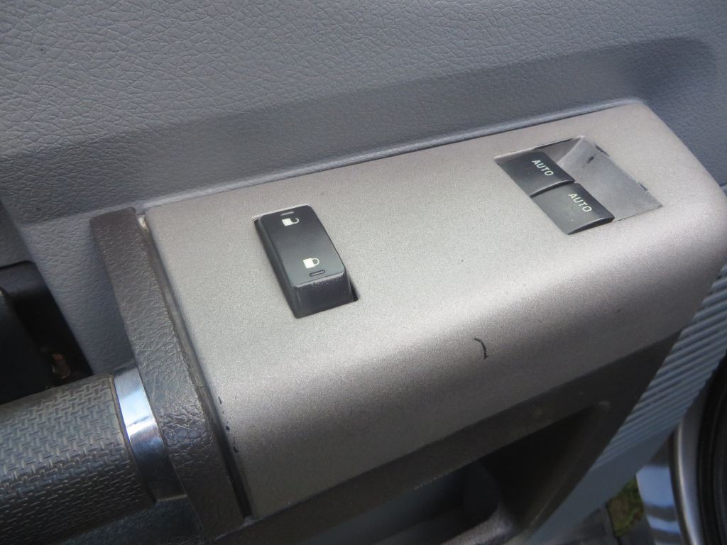 2013 Ford F-250 Image 13