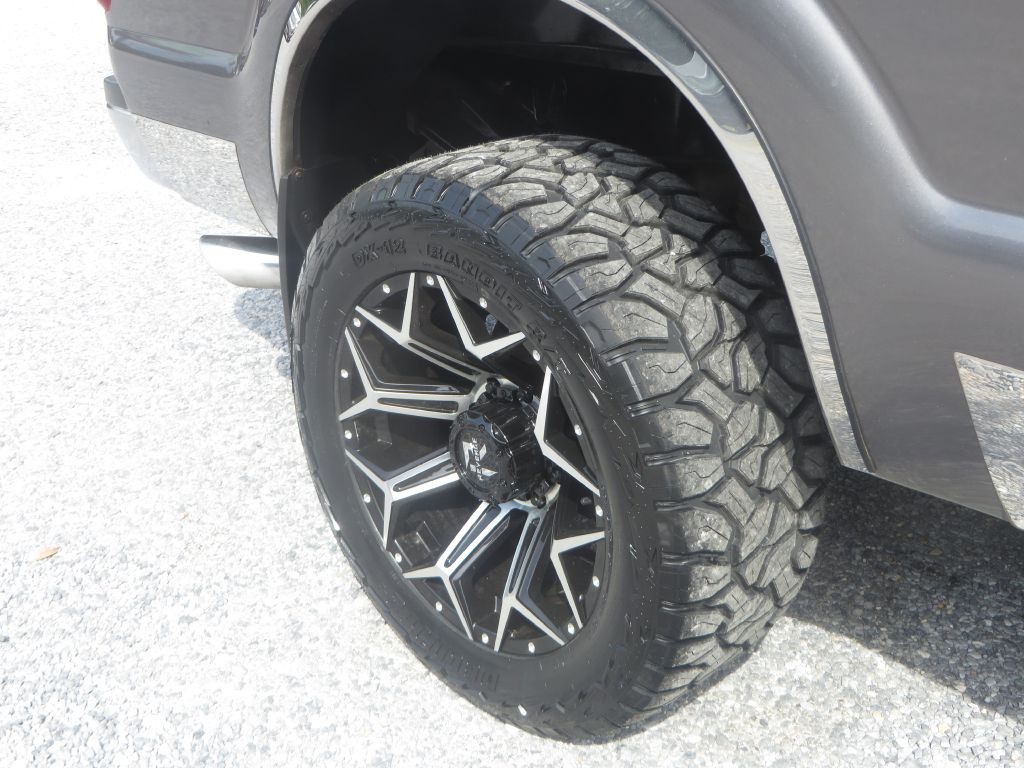 2013 Ford F-250 Image 24