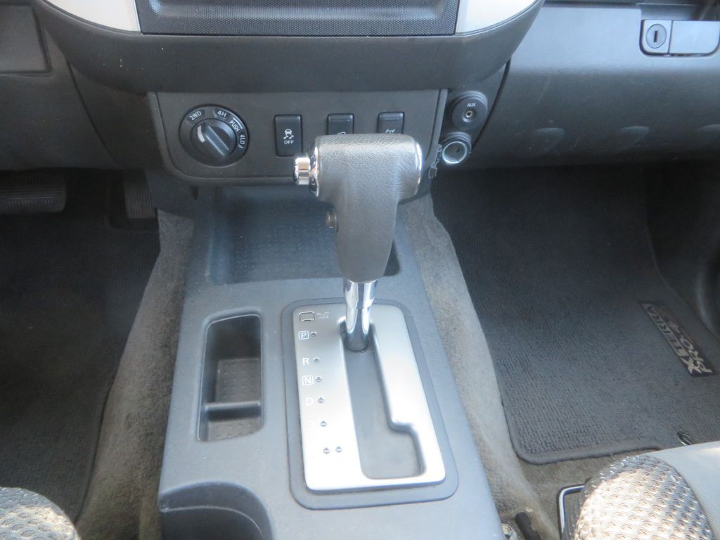2012 Nissan Xterra Image 20