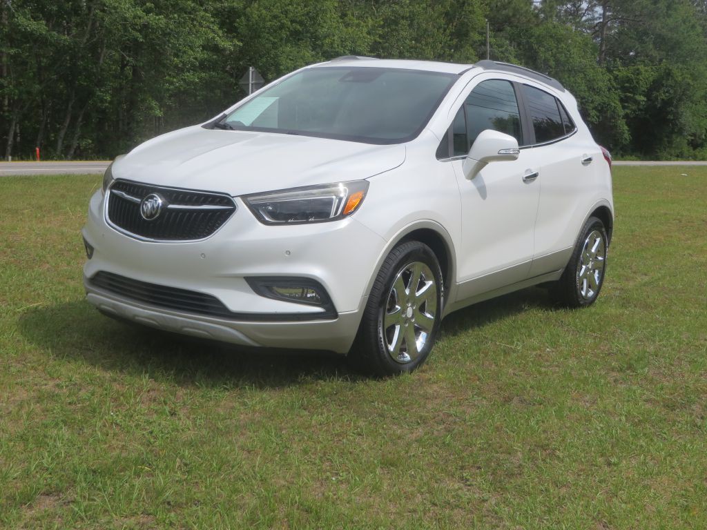 2017 Buick Enclave Image 2