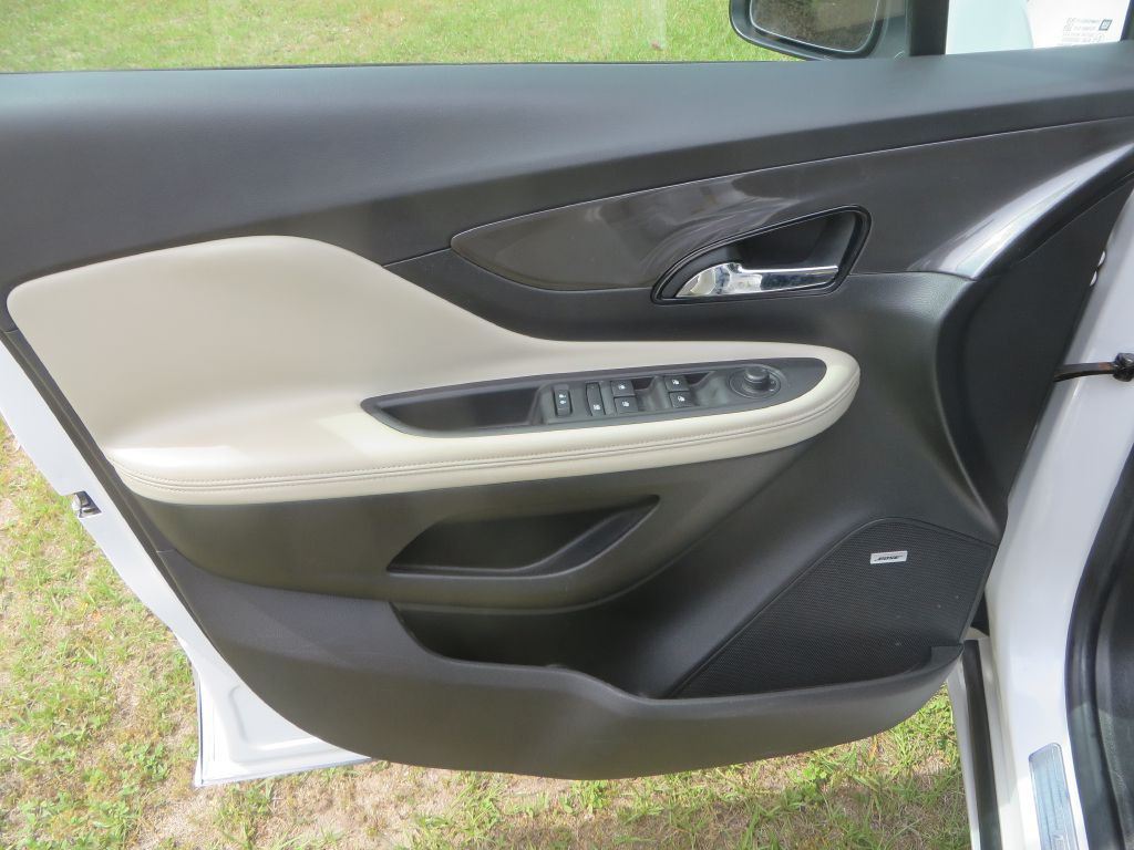 2017 Buick Enclave Image 10
