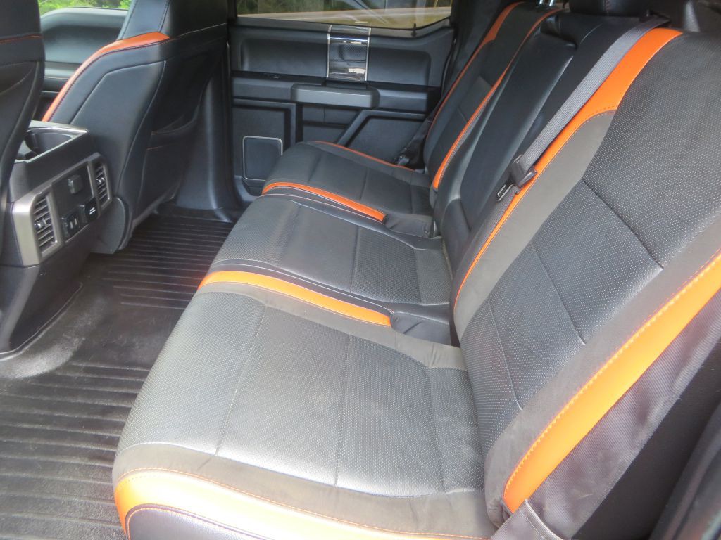 2017 Ford F-150 Image 32