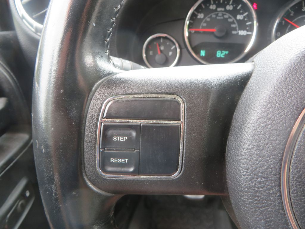 2011 Jeep Wrangler Unlimited Image 14