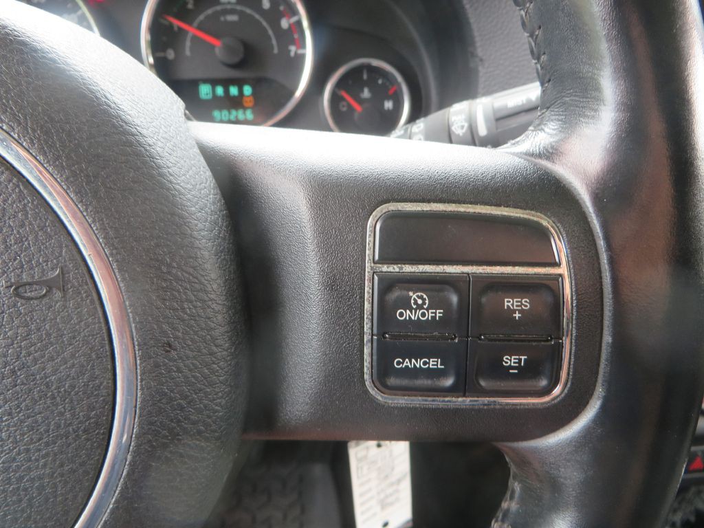 2011 Jeep Wrangler Unlimited Image 15