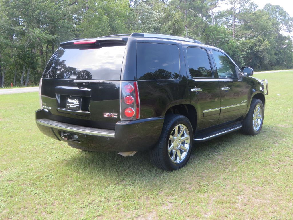 2010 GMC Yukon Image 6