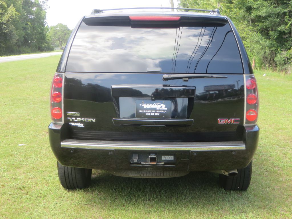 2010 GMC Yukon Image 7