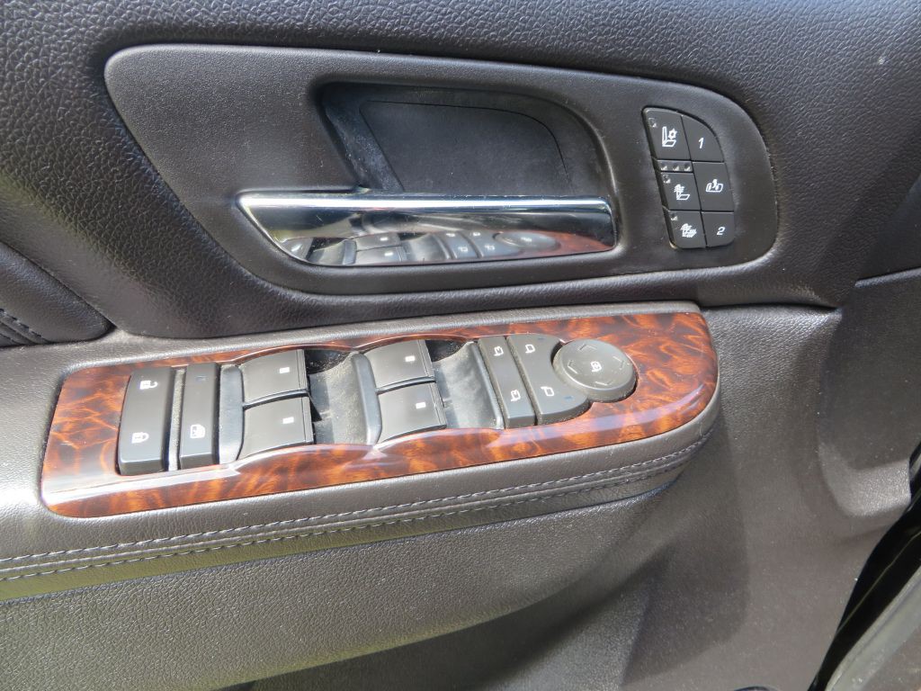 2010 GMC Yukon Image 13