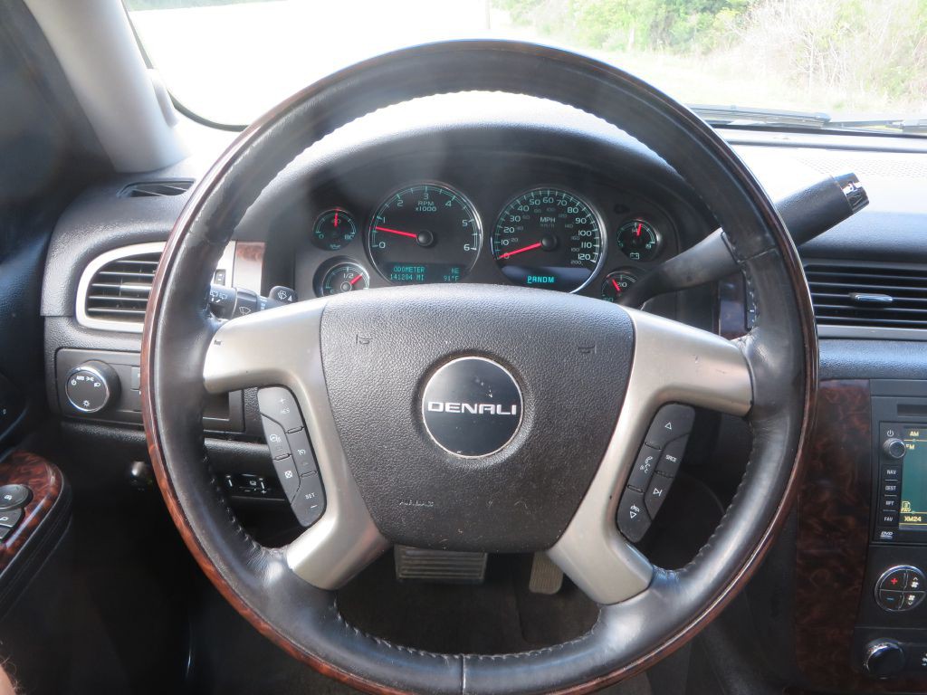 2010 GMC Yukon Image 15