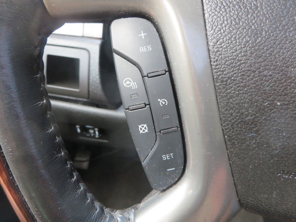 2010 GMC Yukon Image 16
