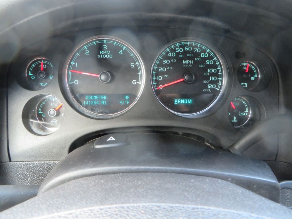 2010 GMC Yukon Image 18