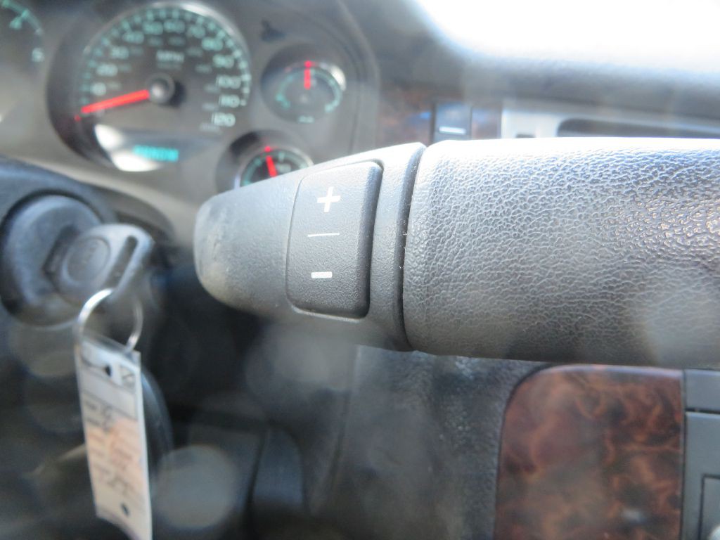 2010 GMC Yukon Image 24