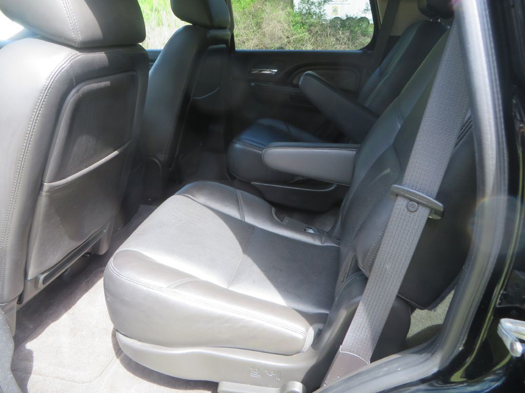 2010 GMC Yukon Image 30