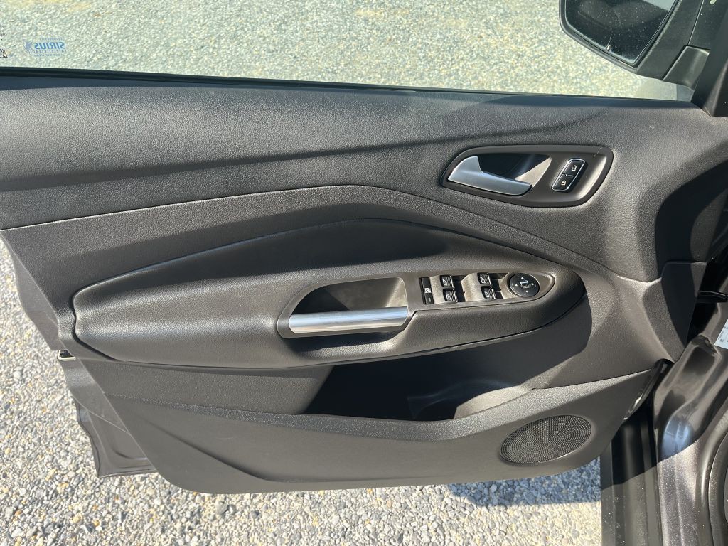 2013 Ford C-Max Image 12