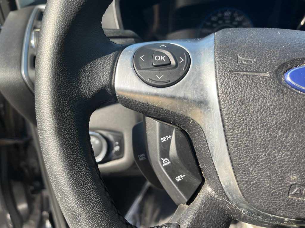 2013 Ford C-Max Image 15