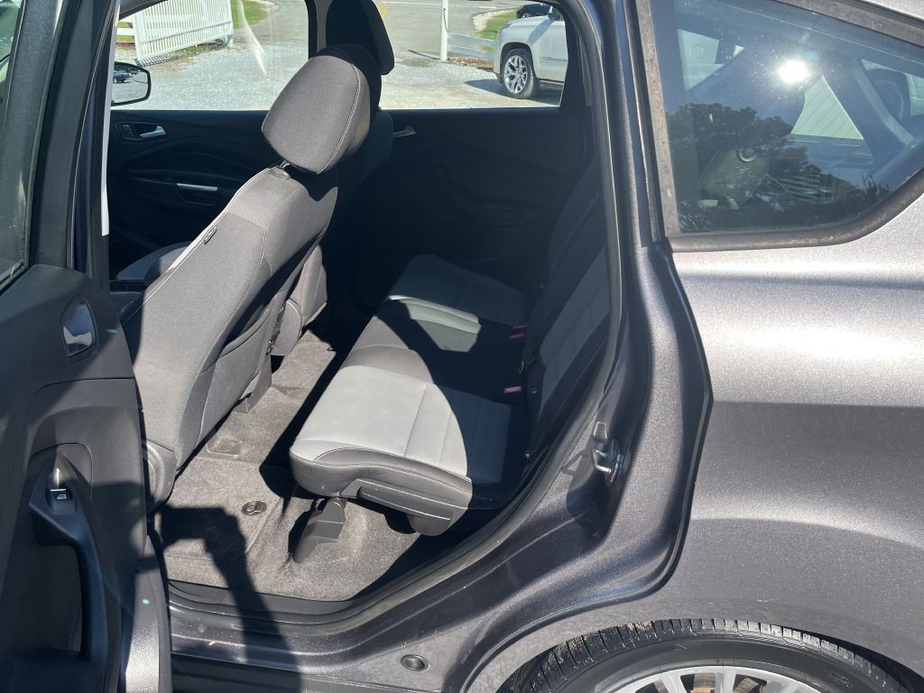 2013 Ford C-Max Image 23