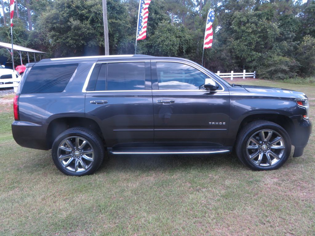 2017 Chevrolet Tahoe Image 5