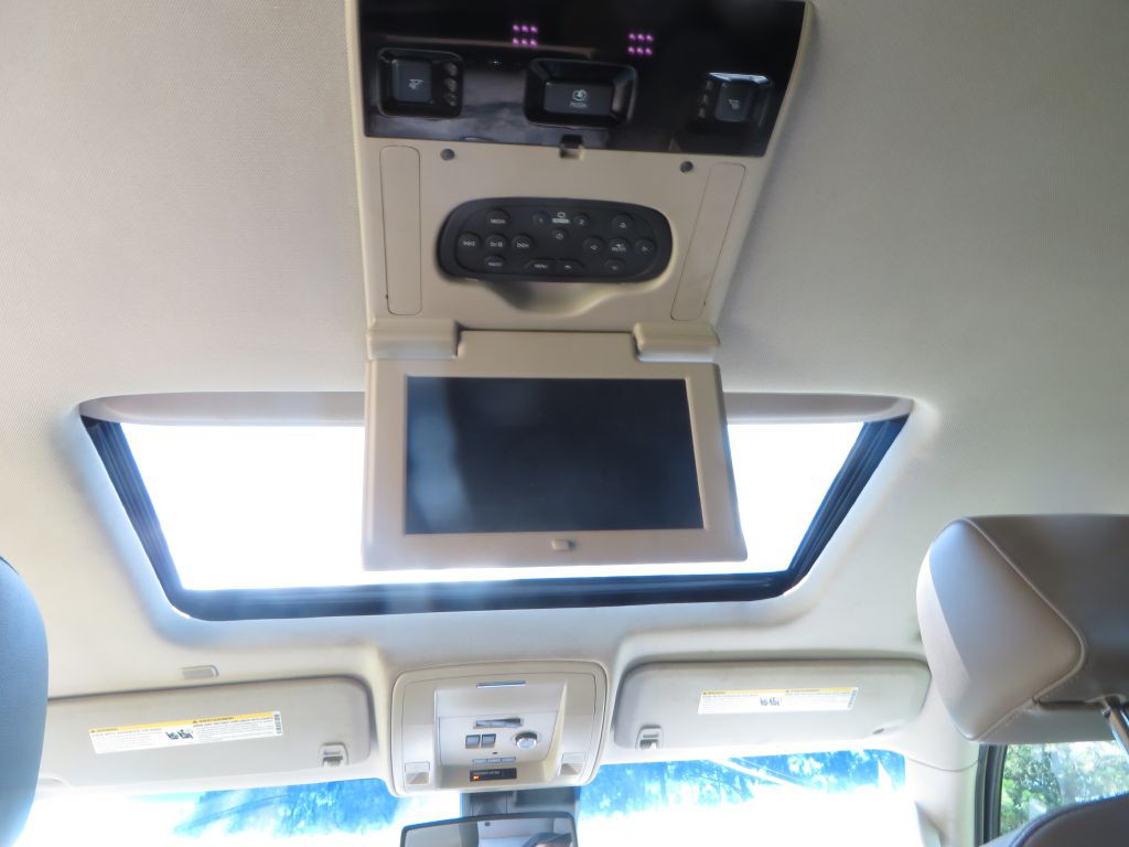 2017 Chevrolet Tahoe Image 25