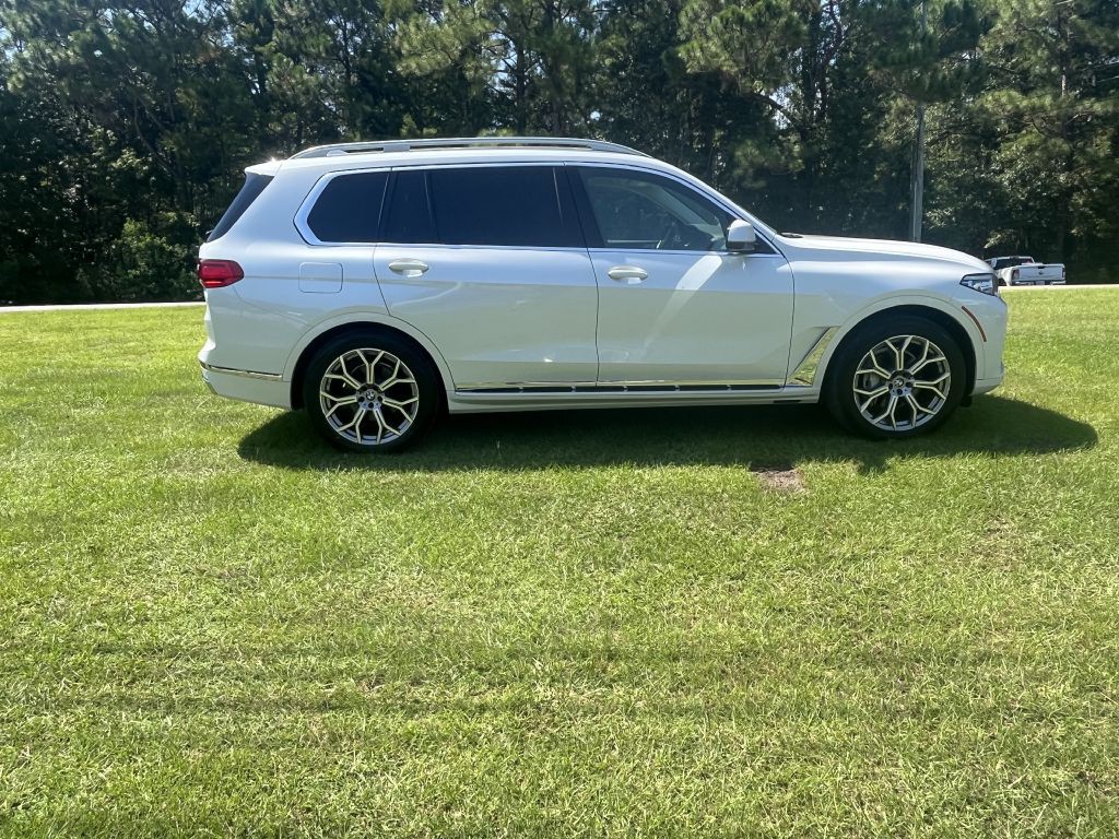 2020 BMW X7 Image 5