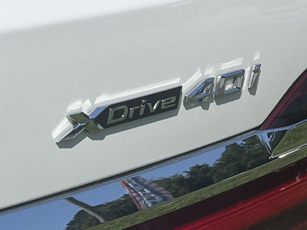 2020 BMW X7 Image 10