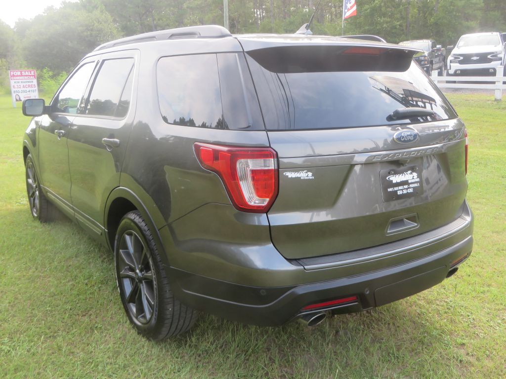 2018 Ford Explorer Image 8