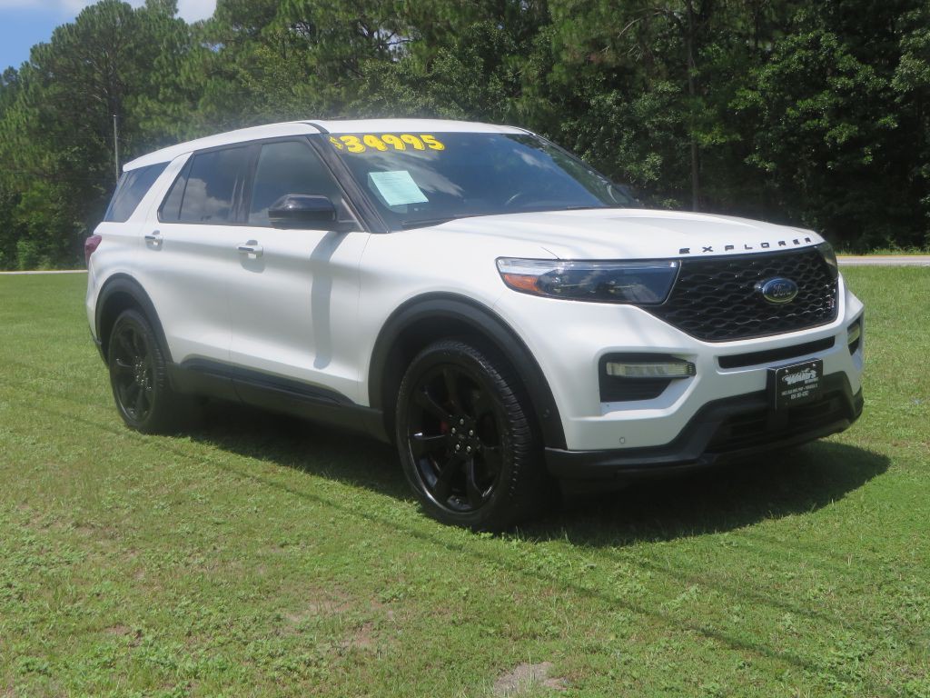 2021 Ford Explorer Image 4
