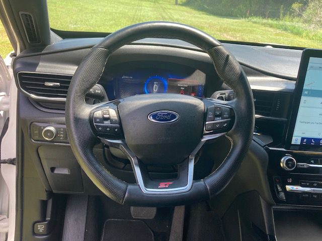 2021 Ford Explorer Image 13