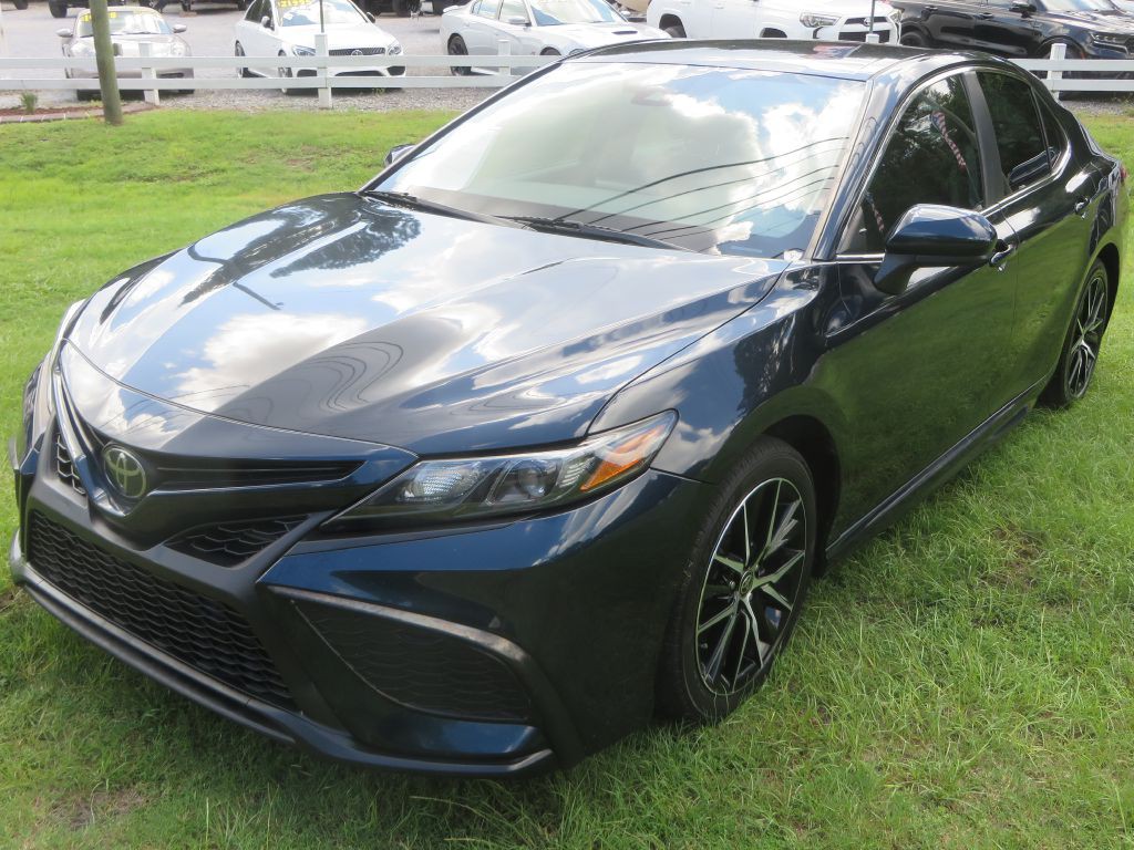 2021 Toyota Camry Image 2