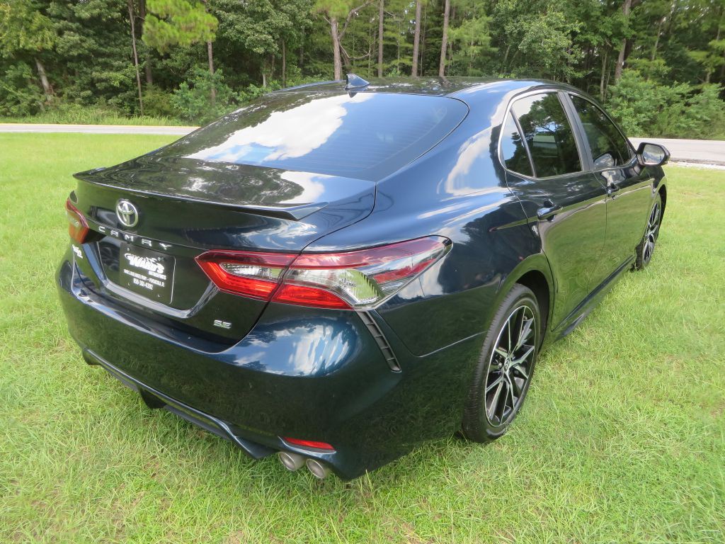 2021 Toyota Camry Image 6