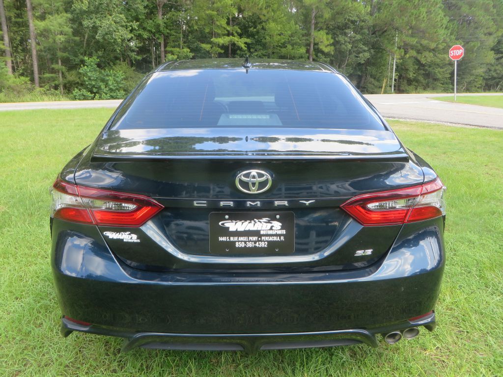 2021 Toyota Camry Image 7