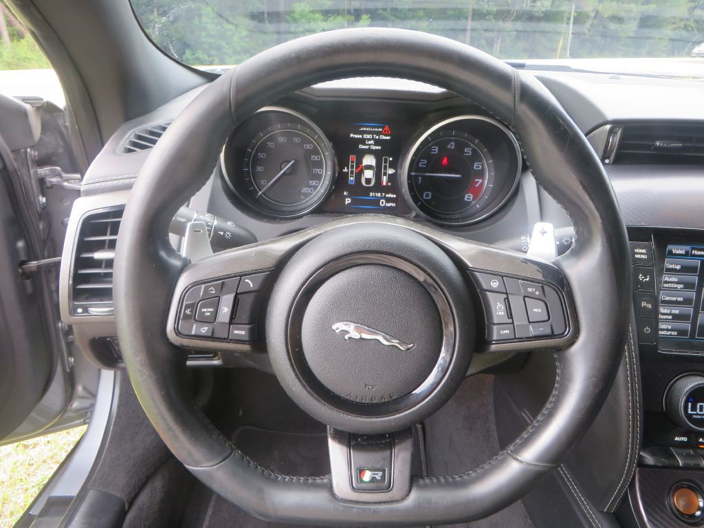 2015 Jaguar F-TYPE Image 15