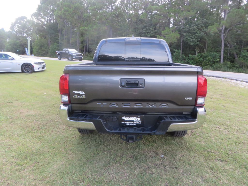 2018 Toyota Tacoma Image 7