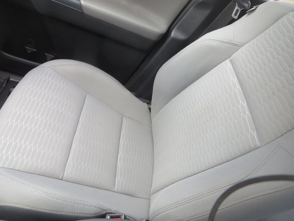 2018 Toyota Tacoma Image 25