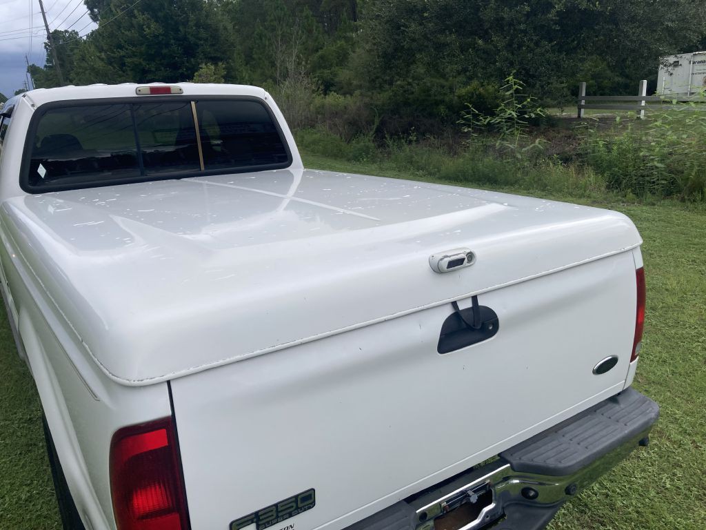 2004 Ford F-350 Image 11
