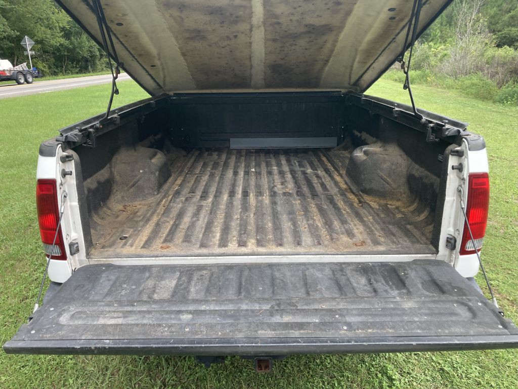 2004 Ford F-350 Image 12