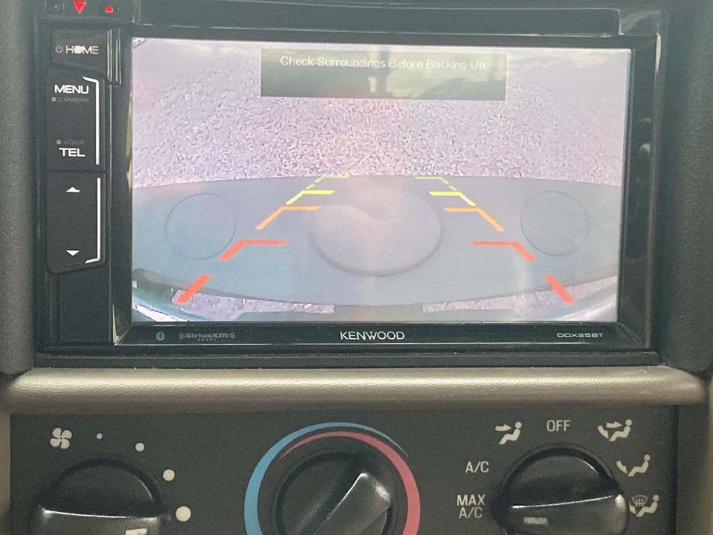 2004 Ford F-350 Image 21