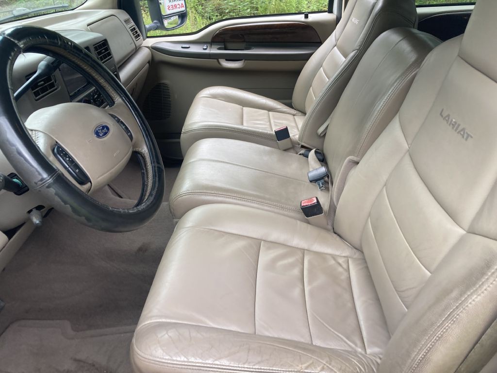 2004 Ford F-350 Image 23