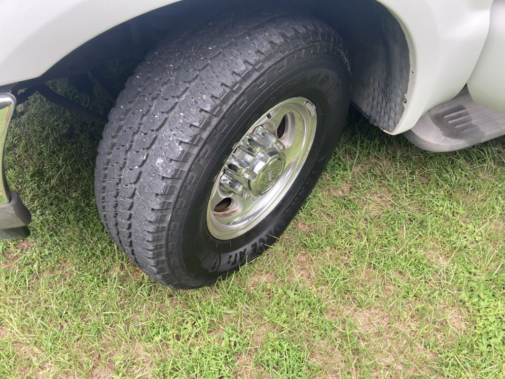 2004 Ford F-350 Image 26