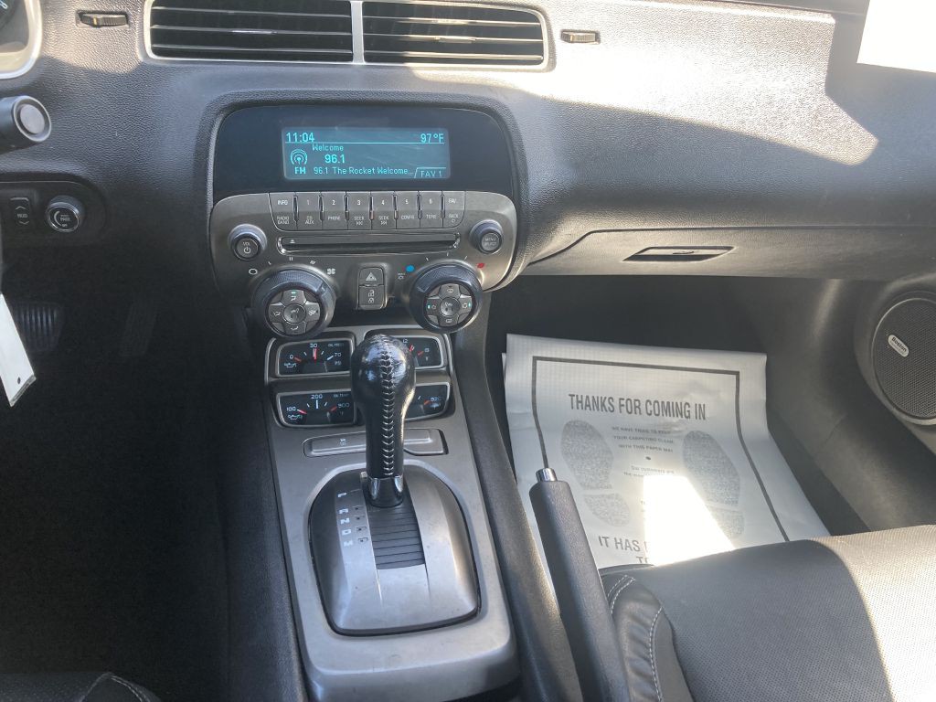 2011 Chevrolet Camaro Image 20