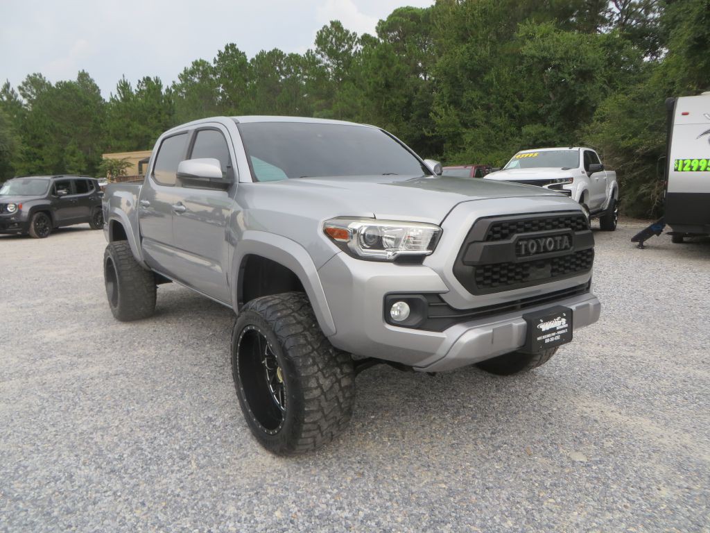 2020 Toyota Tacoma Image 4