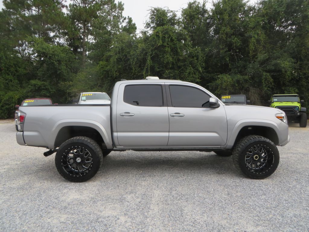 2020 Toyota Tacoma Image 5