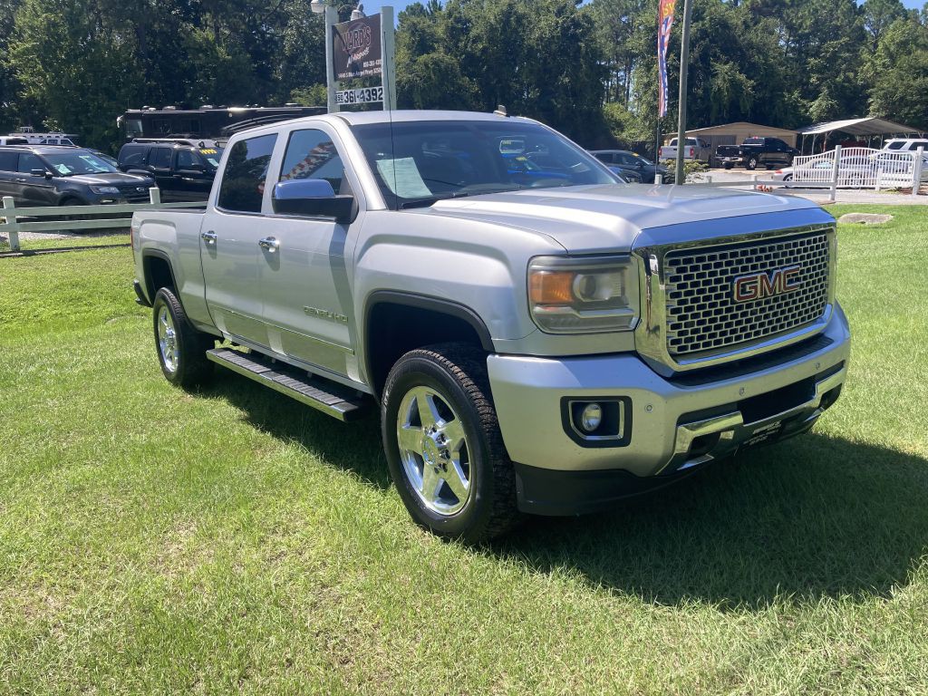 2015 GMC Sierra Image 4