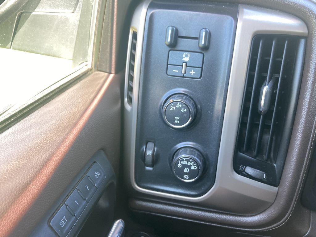 2015 GMC Sierra Image 22