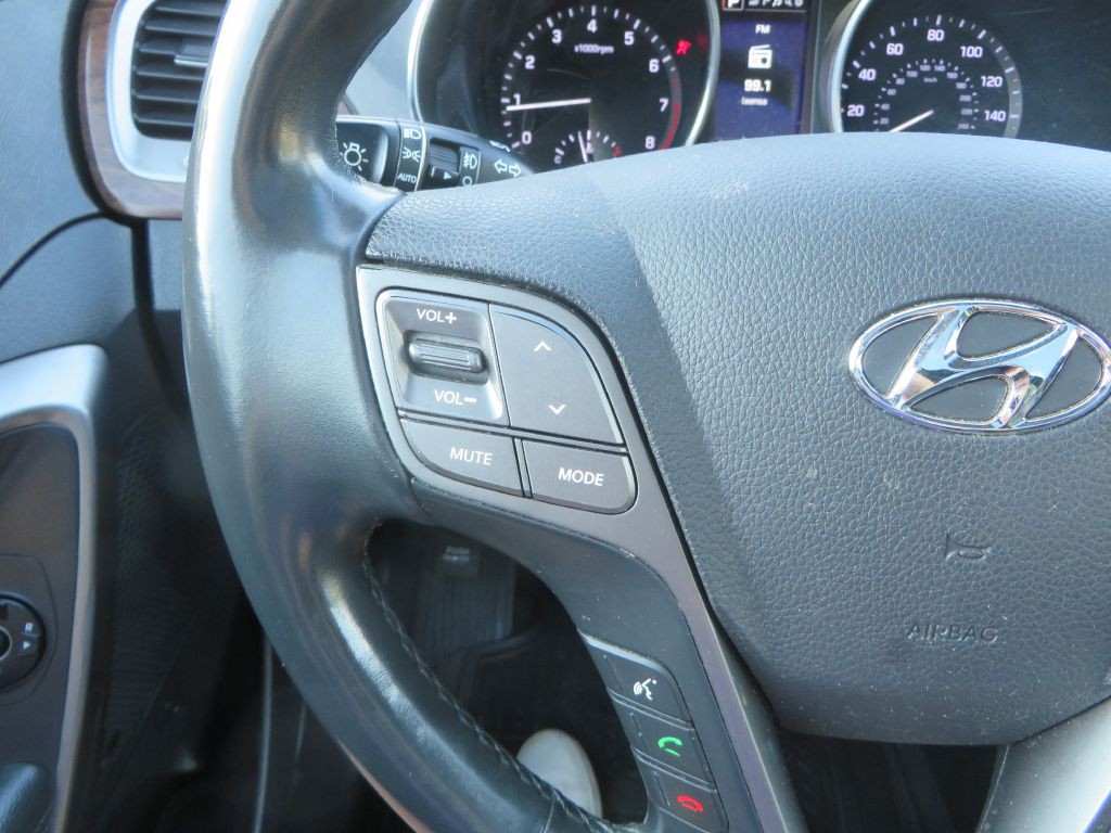 2018 Hyundai Santa Fe Image 15