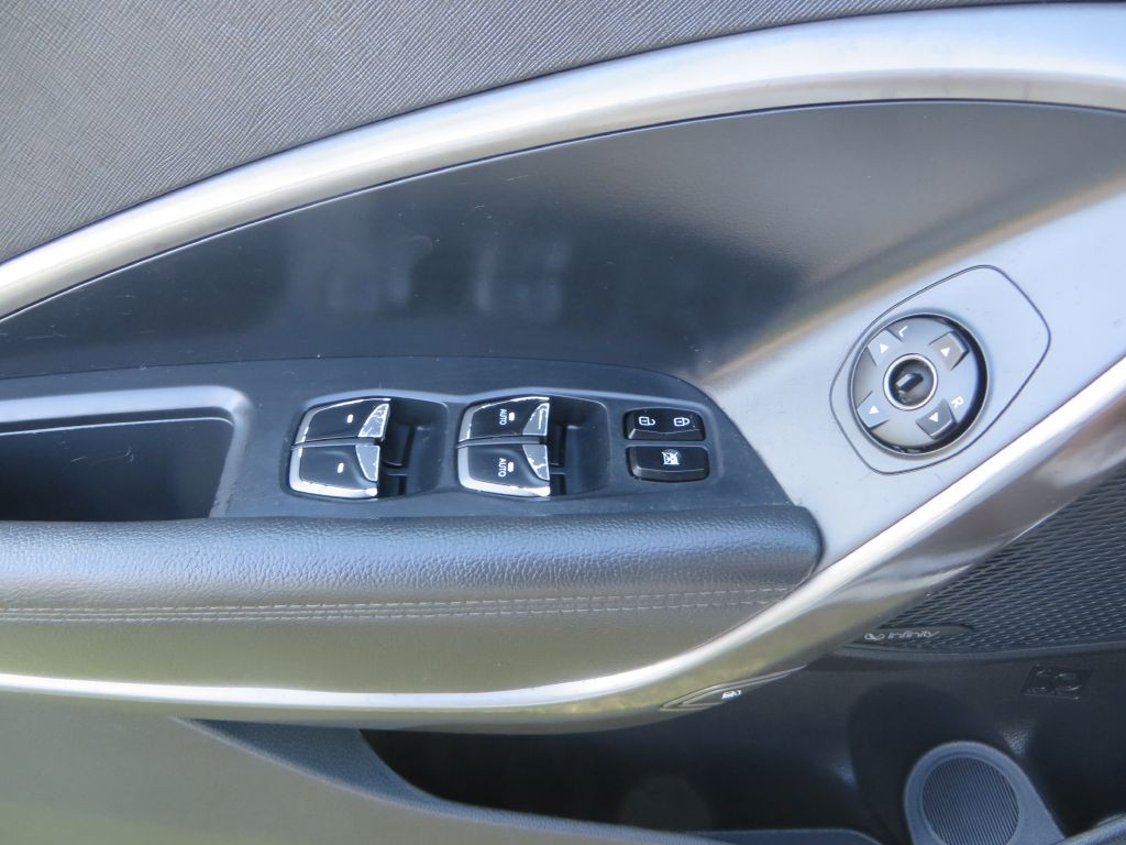 2018 Hyundai Santa Fe Image 25