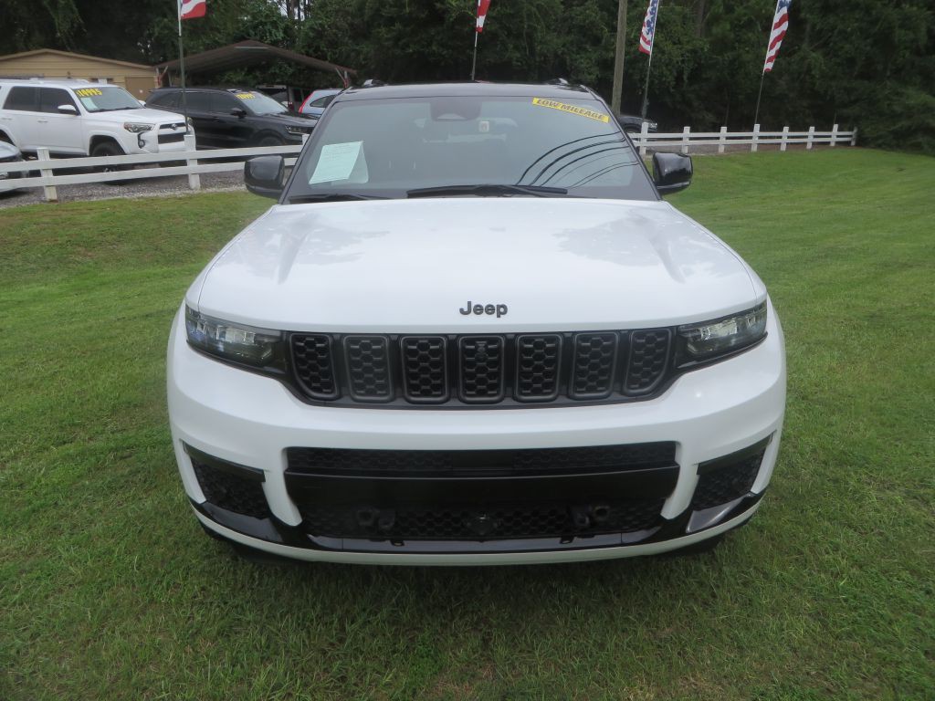 2023 Jeep Grand Cherokee Image 3