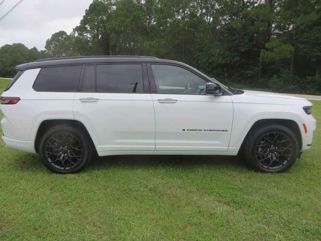 2023 Jeep Grand Cherokee Image 5