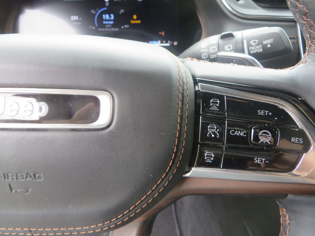 2023 Jeep Grand Cherokee Image 17