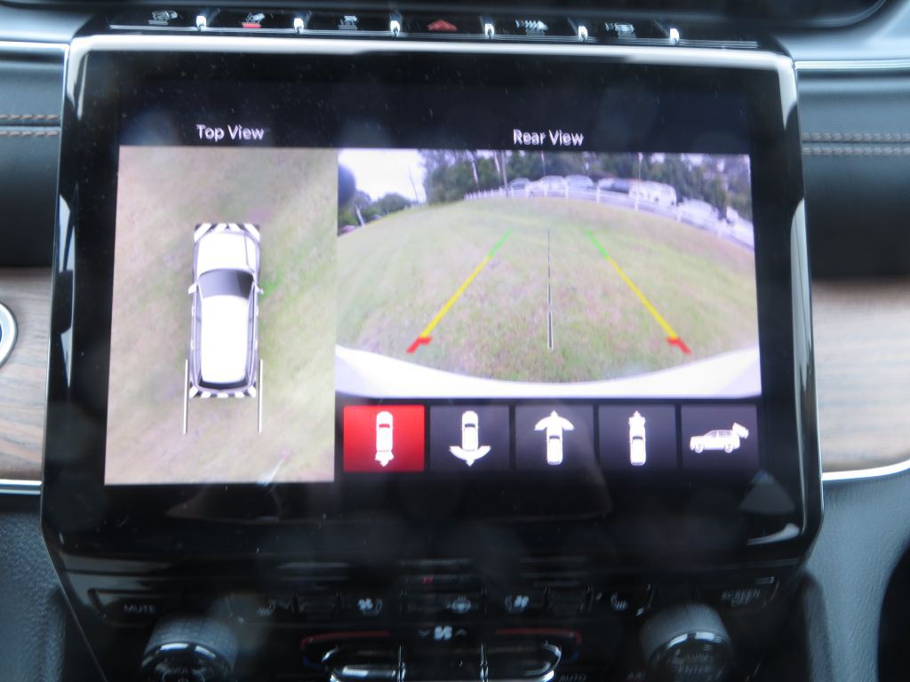 2023 Jeep Grand Cherokee Image 21