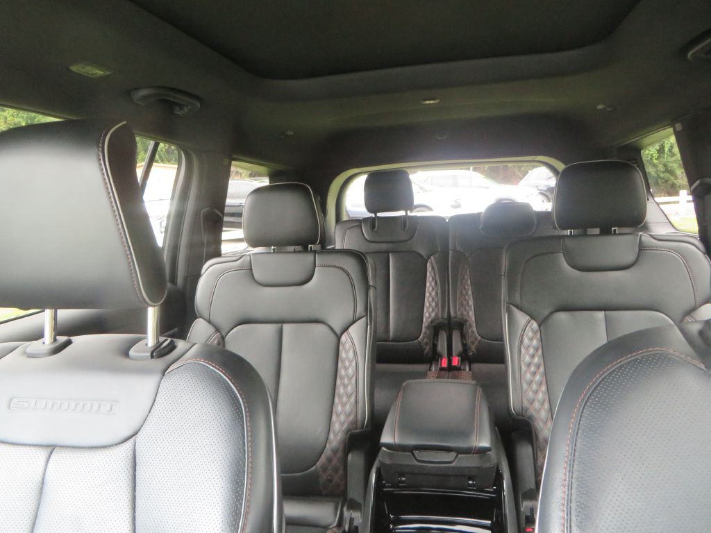 2023 Jeep Grand Cherokee Image 25